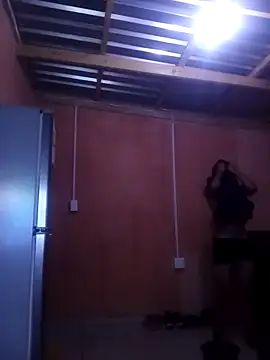 kcummnasty online show from April 2026 04:18:01 PM