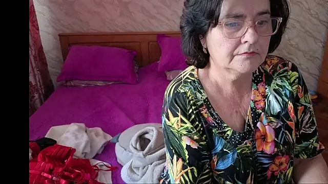 xMaryxAnne online show from April 2026 09:10:01 AM