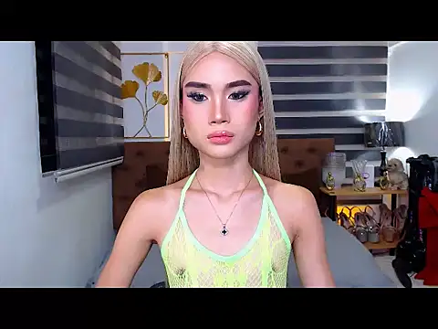 Snapshot of JuicyCockThea chatting on July 2026 01:15:02 PM JuicyCockThea online show from July 2026 01:15:02 PM