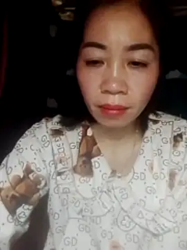 Snapshot of -Lundy- chatting on February 2026 05:05:02 AM -Lundy- online show from February 2026 05:05:02 AM