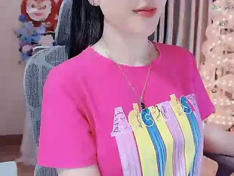 Agnelyn    online show from April 2026 02:11:02 PM