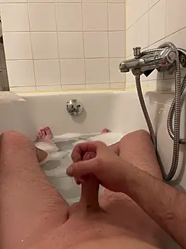 Snapshot of DeN_strip chatting on March 2026 06:35:02 PM DeN strip online show from March 2026 06:35:02 PM