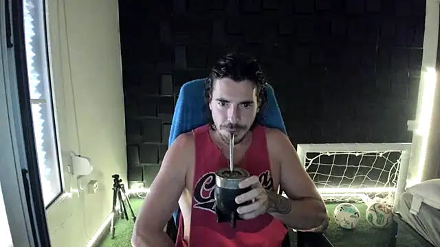 Snapshot of joaquin420_hot chatting on July 2026 11:23:02 AM joaquin420 hot online show from July 2026 11:23:02 AM