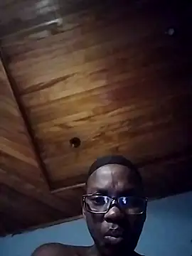 Snapshot of KINKYDOLL4U chatting on February 2026 02:41:01 AM KINKYDOLL4U online show from February 2026 02:41:01 AM