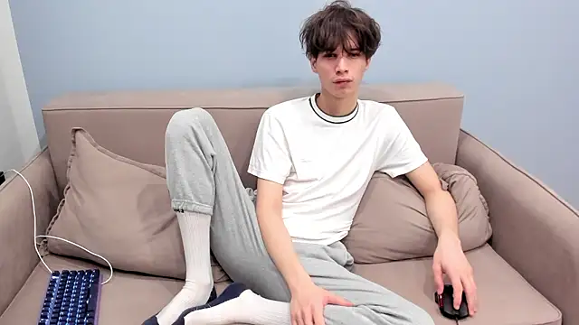 Ur NextDoor Boy online show from February 2026 07:37:02 PM