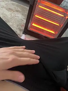 Snapshot of fenasixx chatting on February 2026 11:42:02 AM fenasixx online show from February 2026 11:42:02 AM