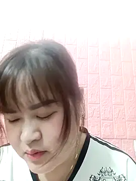 Snapshot of Kee-kimlee chatting on February 2026 04:17:01 AM Kee-kimlee online show from February 2026 04:17:01 AM