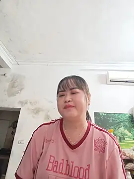 Snapshot of Kee-kimlee chatting on May 2026 09:03:01 AM Kee-kimlee online show from May 2026 09:03:01 AM
