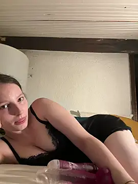 Snapshot of Mis-Elisa96 chatting on July 2026 01:18:01 AM Mis-Elisa96 online show from July 2026 01:18:01 AM
