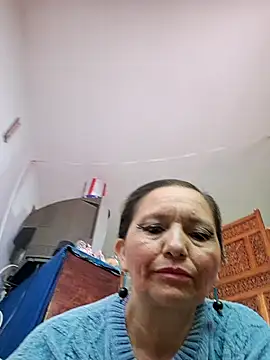 Alexamontiel  online show from April 2026 03:06:01 PM