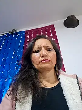 Alexamontiel  online show from April 2026 01:59:01 PM