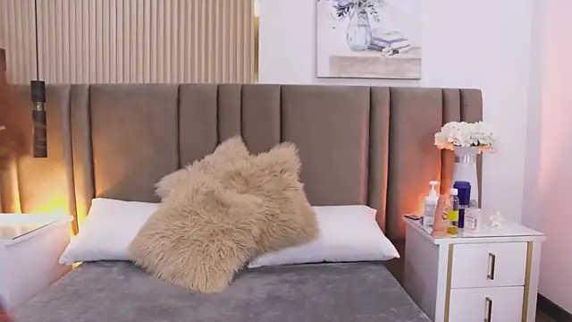 SaraLugo online show from March 2026 07:35:01 PM