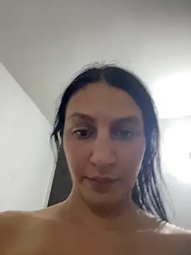 leolule online show from February 2026 07:29:02 PM