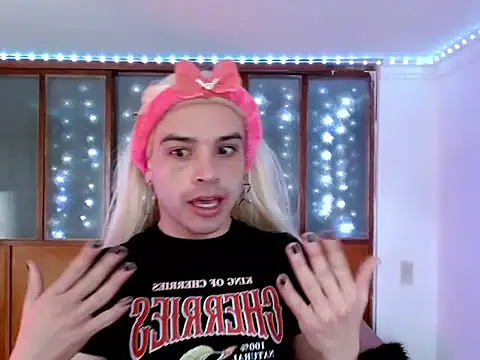 DanniHotBoy02 online show from February 2026 12:38:01 PM