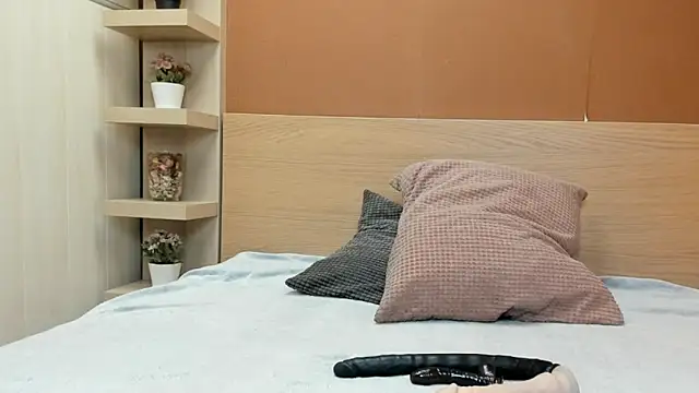 Snapshot of PinkyTwerkyX chatting on March 2026 01:48:01 PM PinkyTwerkyX online show from March 2026 01:48:01 PM