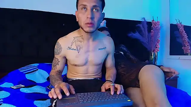 Snapshot of thonixxandluna chatting on March 2026 07:53:01 PM thonixxandluna online show from March 2026 07:53:01 PM