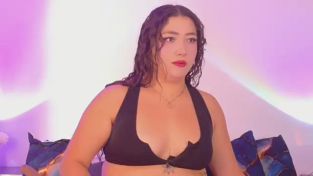 Snapshot of Hannah-Prada chatting on June 2026 11:26:02 AM Hannah-Prada online show from June 2026 11:26:02 AM