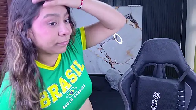 Sophie19   online show from March 2026 12:00:01 PM