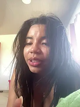 Lucy strong1 online show from March 2026 08:33:01 PM