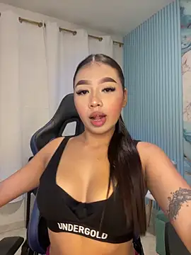 Snapshot of valerie20_ chatting on May 2026 05:03:02 AM valerie20 online show from May 2026 05:03:02 AM