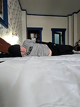 sk8brd snwbrd no snitch online show from February 2026 11:51:01 AM