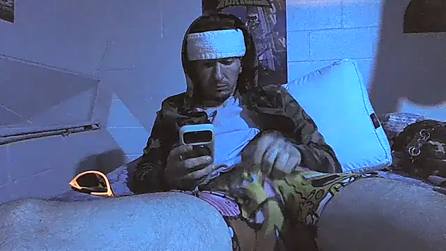 Baby Smurk online show from March 2026 11:22:01 PM