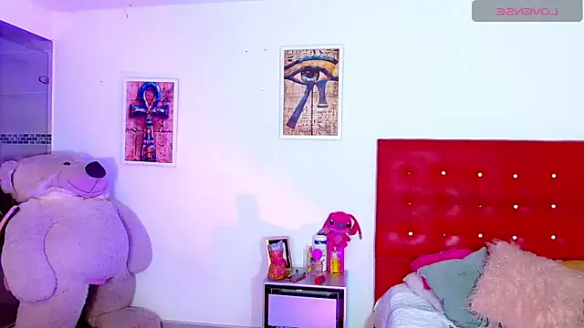 sexy girlts online show from April 2026 11:11:02 PM