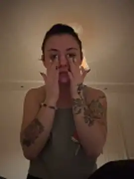 alwayshornyvivi online show from February 2026 07:14:02 PM