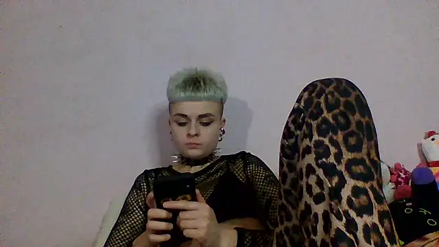 AlisaDear257 online show from April 2026 07:55:01 PM