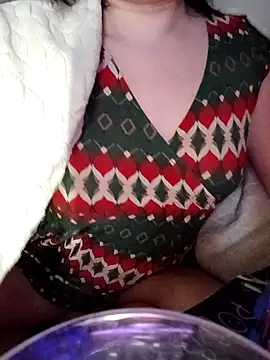 Snapshot of HornyCumBitch chatting on February 2026 02:46:01 PM HornyCumBitch online show from February 2026 02:46:01 PM