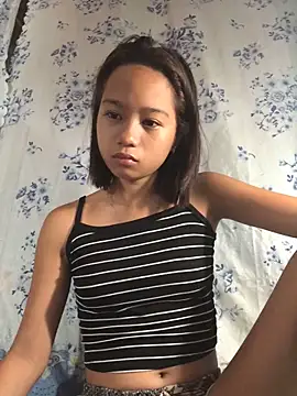 Asianpinay Skinny1818 online show from June 2026 10:00:01 PM