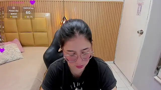 Snapshot of SAMANTHAFIORE1 chatting on February 2026 12:45:01 PM SAMANTHAFIORE1 online show from February 2026 12:45:01 PM