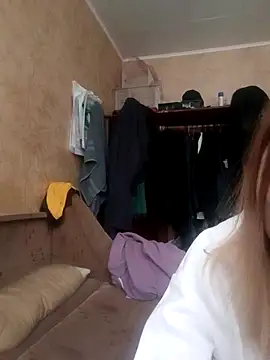 EvaTallor online show from February 2026 05:13:02 AM