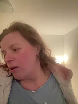 Snapshot of Laura-Loveyou chatting on April 2026 06:05:01 PM Laura-Loveyou online show from April 2026 06:05:01 PM