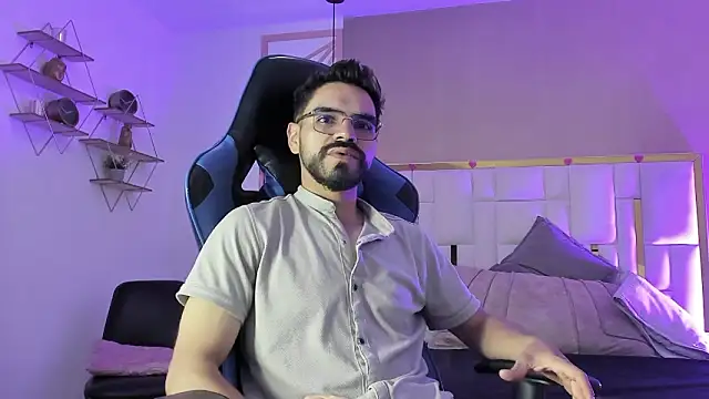 HotPulse vc online show from February 2026 12:45:02 PM