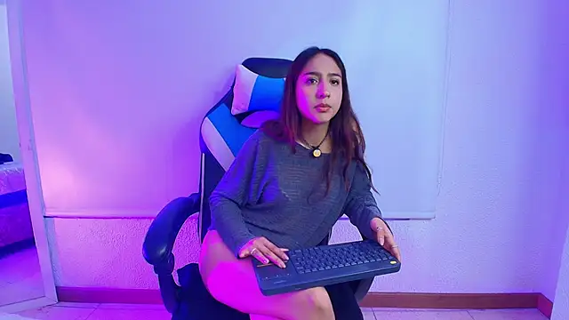 Gaia n Nix online show from March 2026 03:12:01 AM