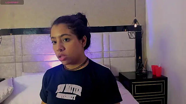 CloheBell online show from April 2026 11:18:02 PM