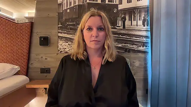 Busenwunder1280 online show from May 2026 02:01:02 PM