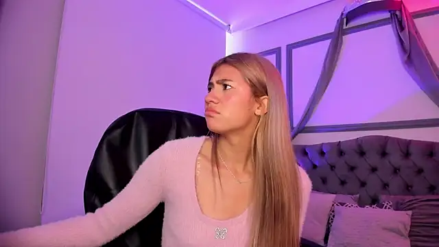 Snapshot of Chris_Velvett chatting on March 2026 02:11:02 PM Chris Velvett online show from March 2026 02:11:02 PM