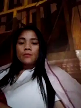 Snapshot of molly-xx chatting on May 2026 01:05:01 PM molly-xx online show from May 2026 01:05:01 PM