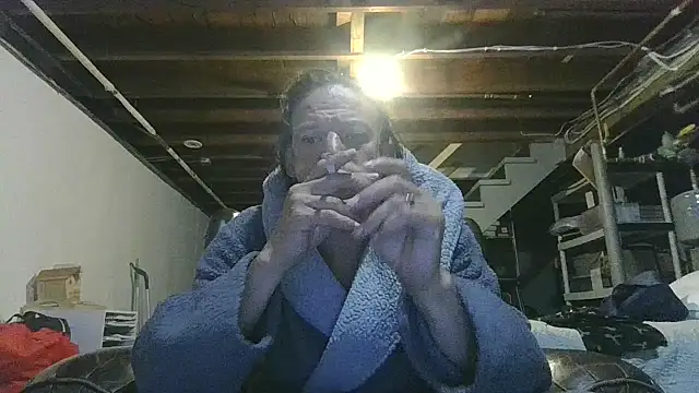 Snapshot of ShadowLove85 chatting on July 2026 06:30:01 AM ShadowLove85 online show from July 2026 06:30:01 AM