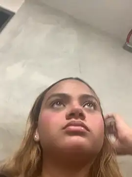 ayla0881 online show from February 2026 01:53:02 PM