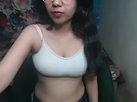 Snapshot of its-sarika01 chatting on May 2026 05:49:01 AM its-sarika01 online show from May 2026 05:49:01 AM