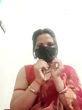 Snapshot of karishma_Bhabhi chatting on April 2026 04:44:02 PM karishma Bhabhi online show from April 2026 04:44:02 PM