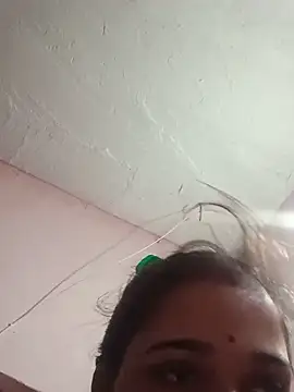 Deepjakolirr online show from May 2026 08:51:01 PM