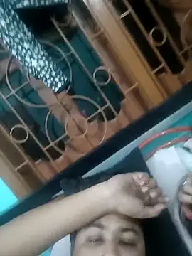 Snapshot of Desiyoungcouple15 chatting on February 2026 06:06:02 PM Desiyoungcouple15 online show from February 2026 06:06:02 PM