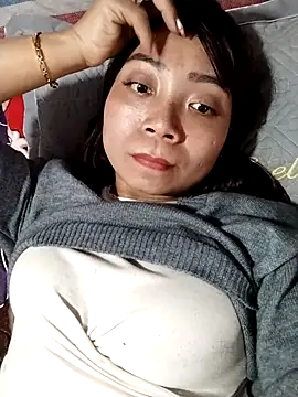 cute-shine online show from February 2026 05:06:02 AM