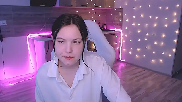 lily milleerr online show from February 2026 01:29:02 PM