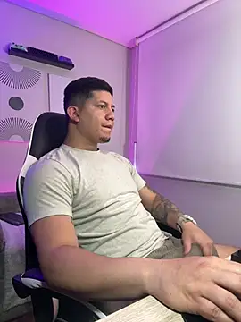  robertobaggioo online show from March 2026 12:32:02 PM