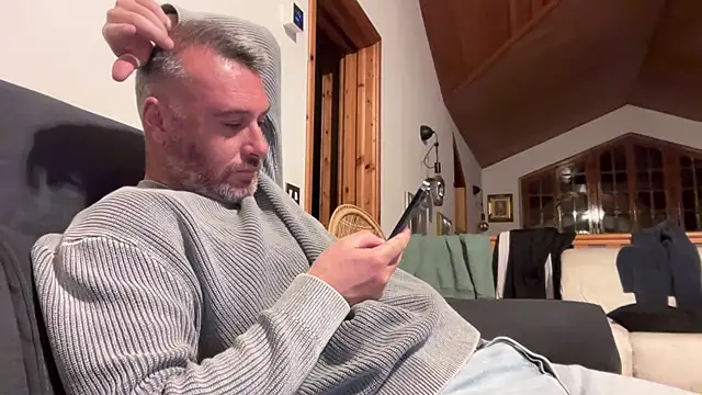 marcovik1 online show from March 2026 10:27:02 PM